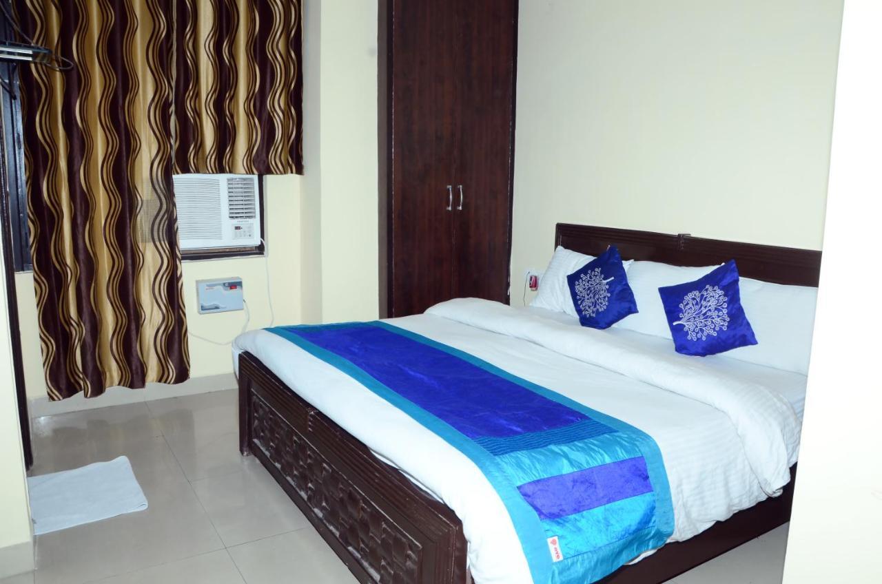 Hotel Rampal Palace New Delhi Eksteriør bilde