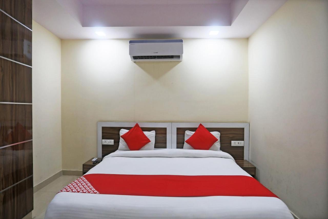 Hotel Rampal Palace New Delhi Eksteriør bilde