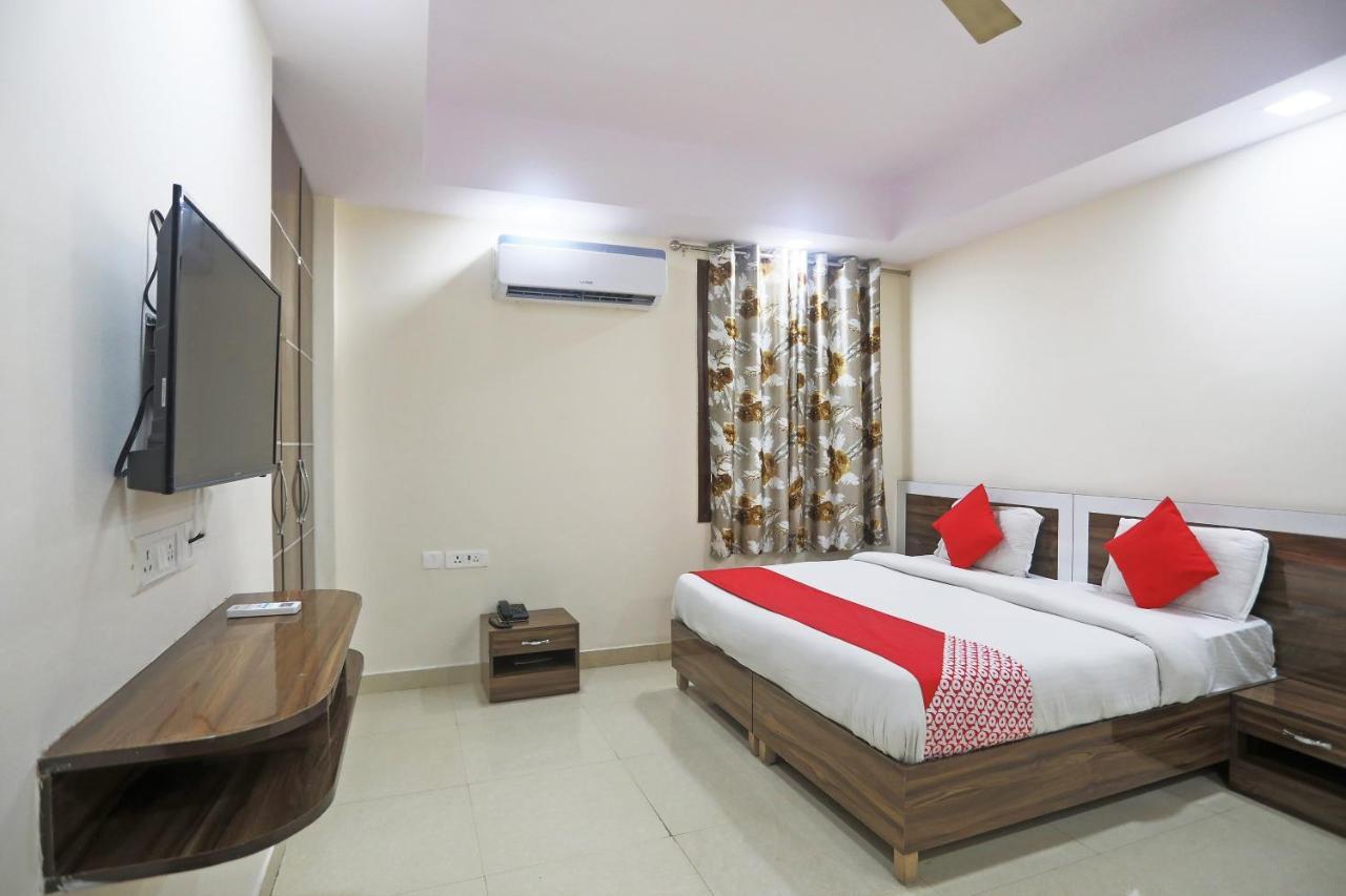 Hotel Rampal Palace New Delhi Eksteriør bilde