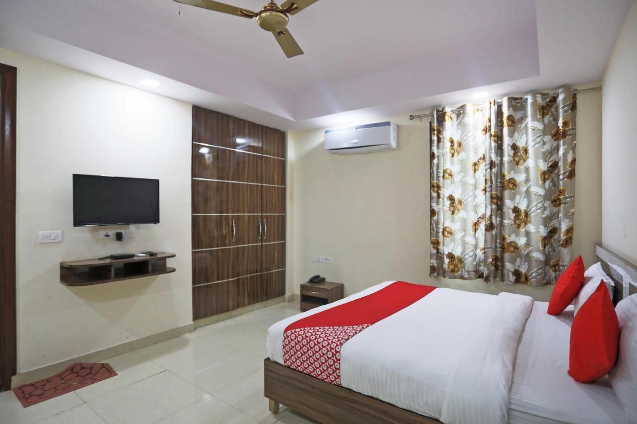 Hotel Rampal Palace New Delhi Eksteriør bilde